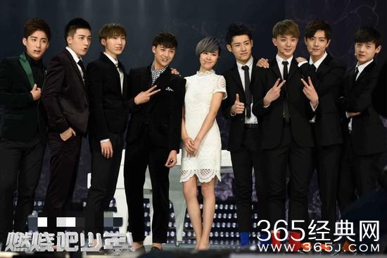 燃烧吧少年舒淇队暂领先 总决赛直播蔡依林华晨宇助阵