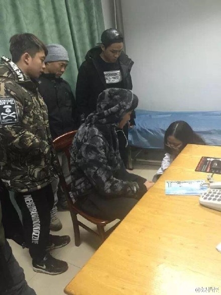 陈伟霆宣布退出春晚