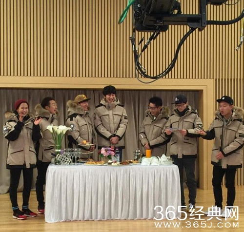 RunningMan录制美食巡礼 刘在石宋智孝李光洙金钟国拜访美食