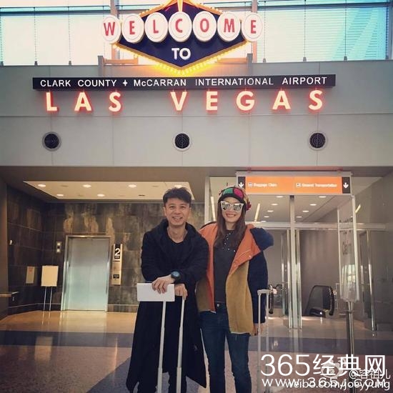 容祖儿晒与李克勤合影 疑加盟《我是歌手4》