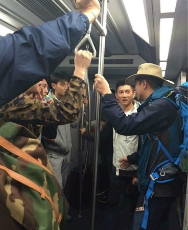 吴奇隆为录节目推迟婚礼 诗诗很生气