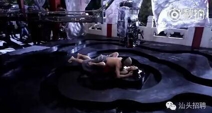 赵丽颖床戏视频 图解赵丽颖宫锁沉香床戏过程