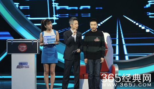 《大脑》孟非驾车酷炫登场 盲人许禄听音辨速