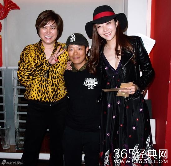 熊黛林宣布订婚