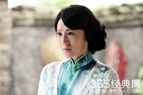 潜伏在黎明之前叶飞飞的扮演者康华个人资料