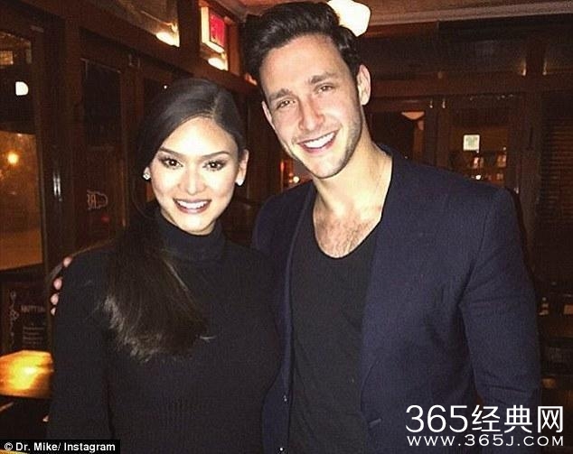 世界上最帅的男医生有主了！