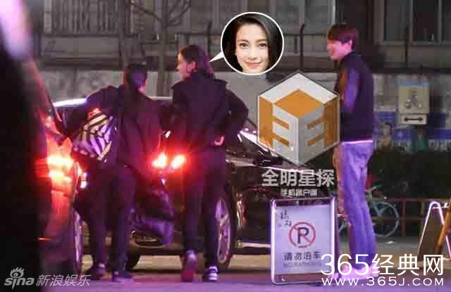 林更新携网红女友王柳会友 相拥热吻香脖