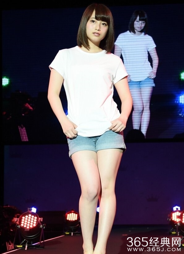 日本“第一可爱女高中生”出炉：大家感受下