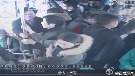 姑娘快去自首吧！郑州公交女贼被警方全城搜捕引轰动