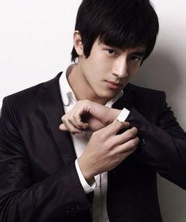 林更新违约事件