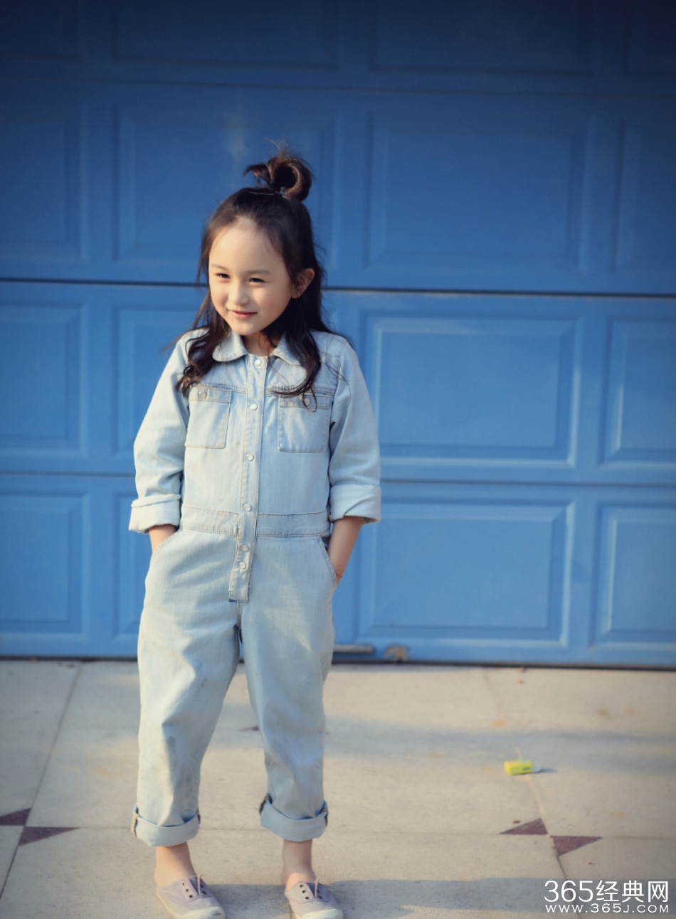 小芈月刘楚恬扎丸子头 缺门牙俏皮可爱