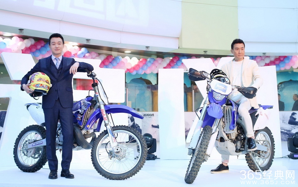 梁家辉零下40度跳冰河 帮佟大为关悦劝和