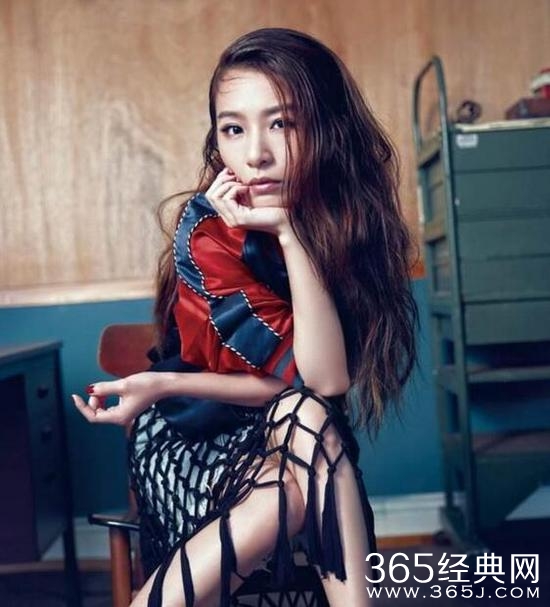 Hebe高中曾为爱痴狂：高中步上恋爱旅程