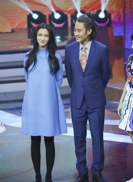 汤唯吴秀波亮相王牌对王牌秀恩爱