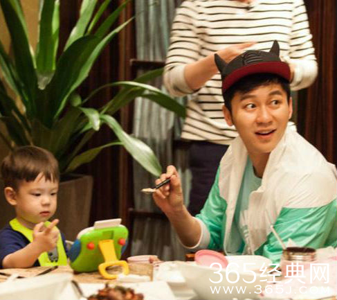 李晨霍思燕什么关系