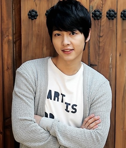 陈慧琳儿子“虾饺仔”撞脸宋仲基 盘点众多撞脸明星