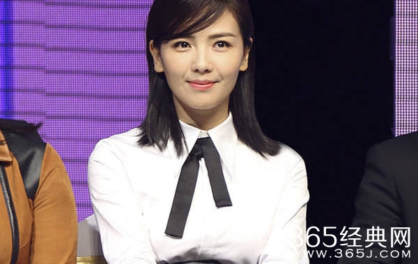 刘涛直播71万粉丝致网络瘫痪大胆直播日常生活