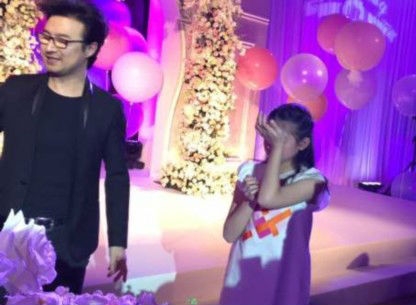 葛荟婕秒删微博 汪峰前妻葛荟婕威胁将揭10年旧事