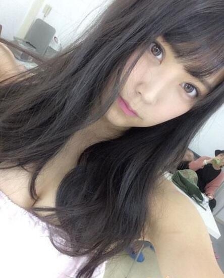 白间美瑠大尺度深V自拍照 白间美瑠黑历史照片汇总