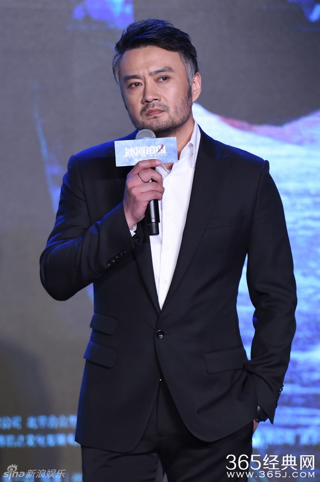 《冰河追凶》首映 梁家辉致谢无名尸体