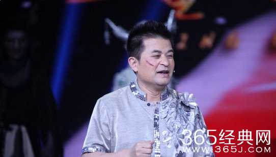 毕福剑复出主持星光大道？ 录制现场毕姥爷脸上有伤