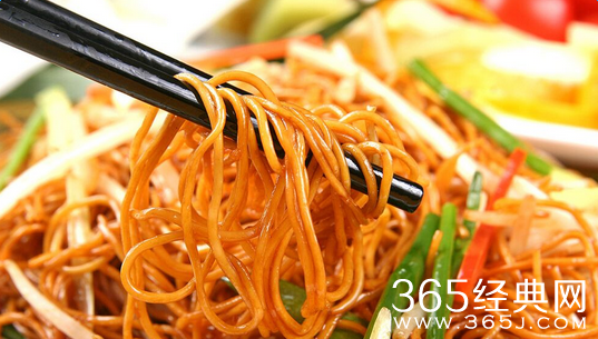 印度称中国炒面致强奸频发 炒面和强奸有什么关系