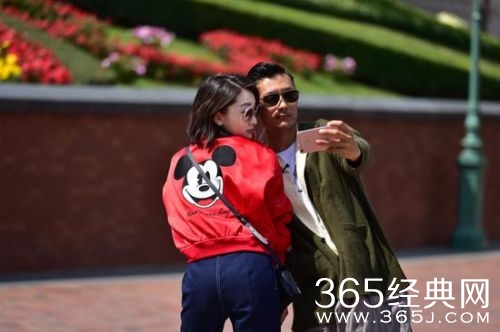 《我们相爱吧》2余文乐同款长衣