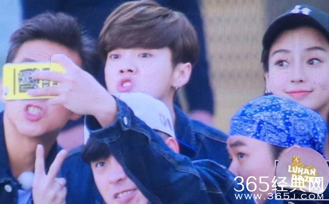 鹿晗韩国录制跑男 除了工作也是为一个承诺？