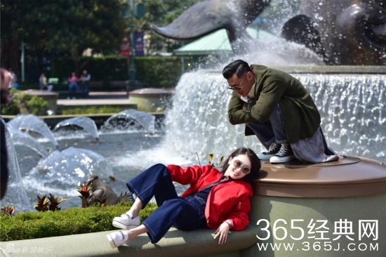 《我们相爱吧》第二季20160417期余文乐穿的外套的牌子