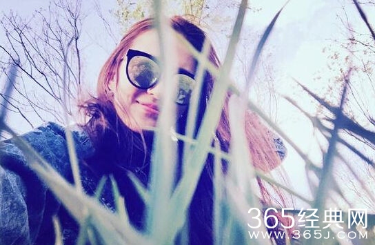 刘亦菲出游晒美照 曝刘亦菲宋承宪已分手