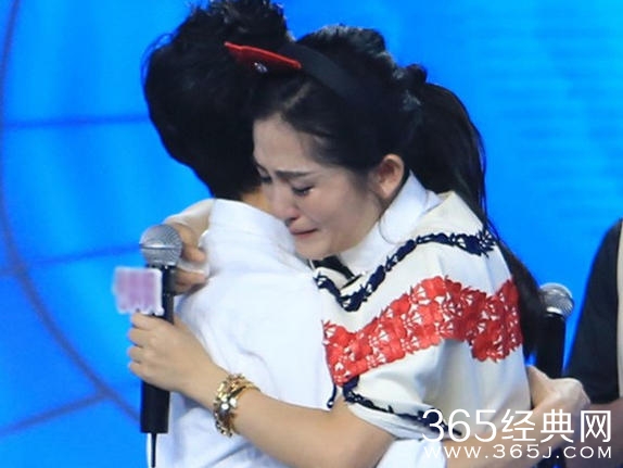 谢娜尝试独自主持曾崩溃：特别怕观众失望