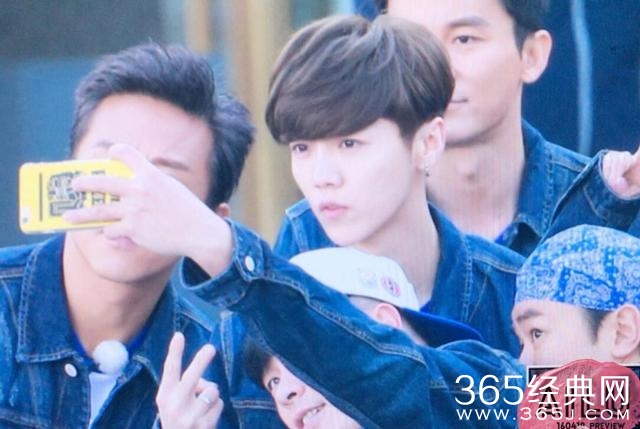 鹿晗韩国录制跑男 除了工作也是为一个承诺？