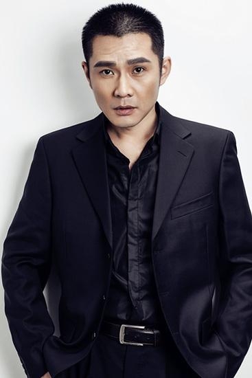 父亲的身份何群的扮演者资料