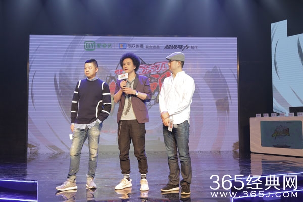 汪涵卸任《天天向上》制片 献网综策划处女秀