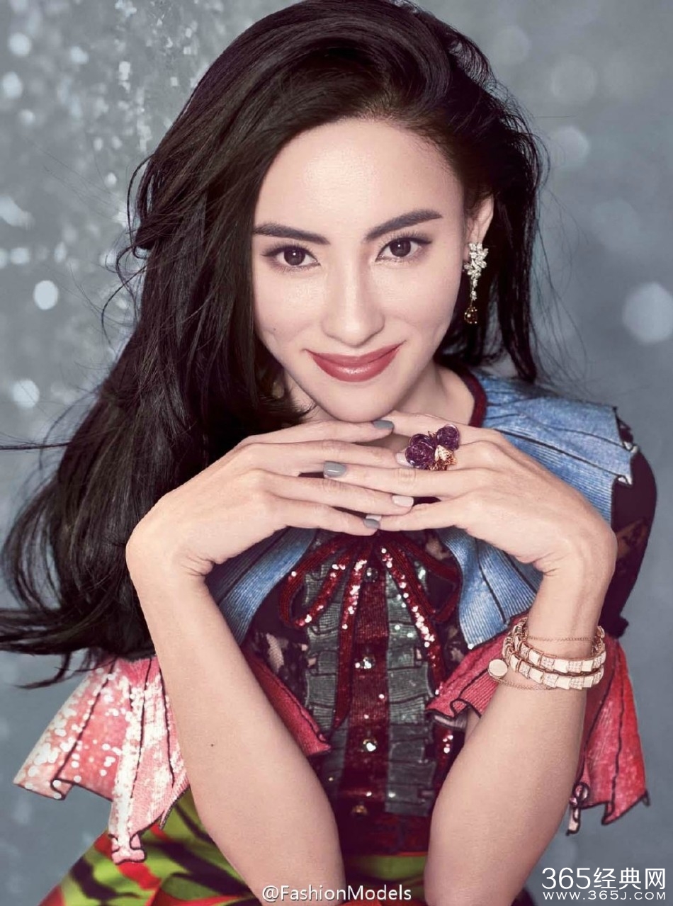 美回来！张柏芝大秀蛮腰 灿笑嫣然心情靓