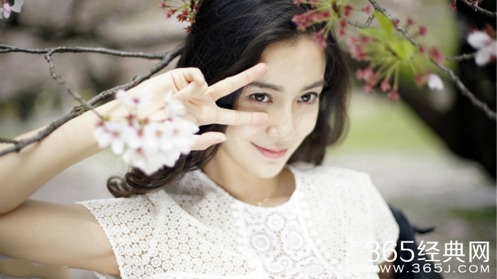 美哭了！Angelababy日本樱花写真曝光