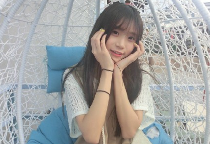 超女第一人胡楚靓成网红 