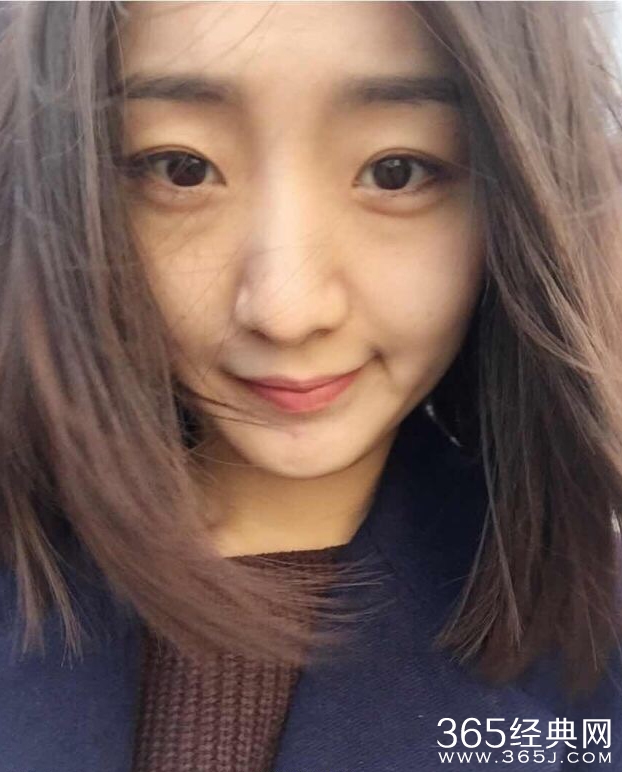 疑似桂纶镁表妹私照曝光 气质空灵学历高