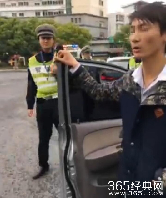 男子违章27次称来自银河系 扣车就毁灭地球