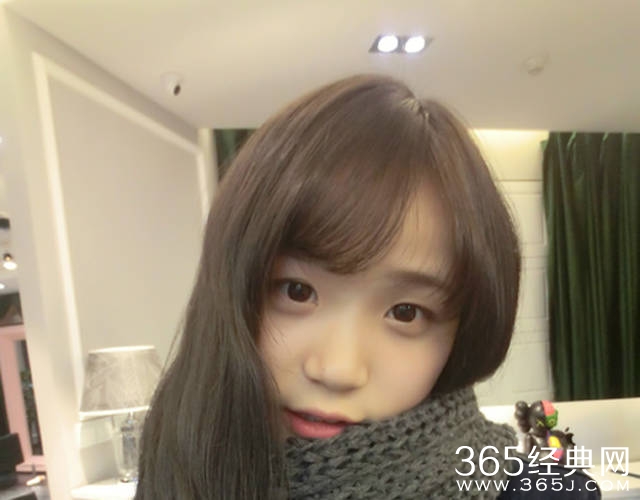 超女胡楚靓成人气网红 自带粉丝效应