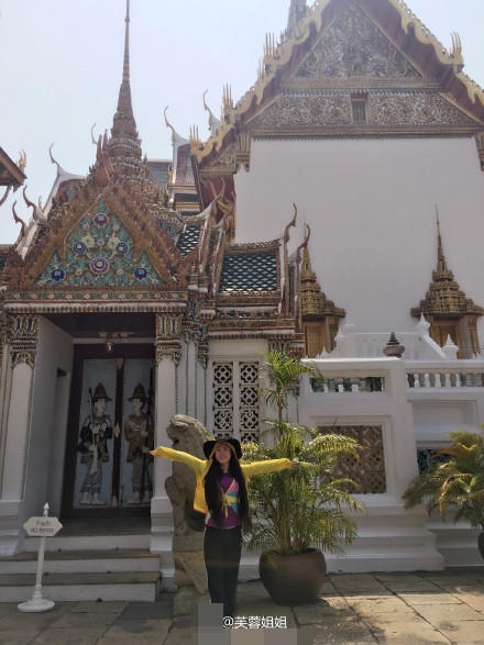 芙蓉姐姐自称胖得旺夫 求赐一枚小鲜肉