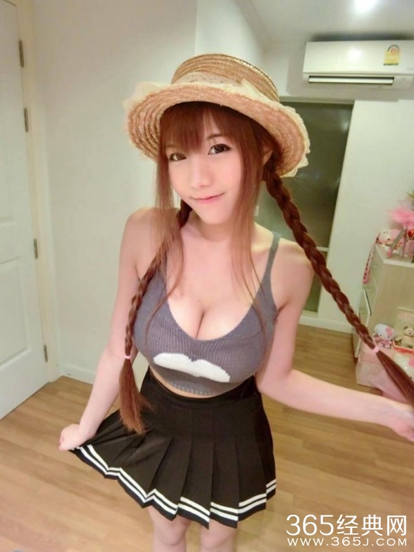 棒糖妹个人资料性感私照 棒糖妹胸围多大身材吸睛