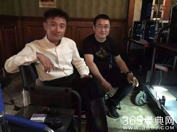 文章自导自演谍战剧开机 马伊琍着民国警服亮相