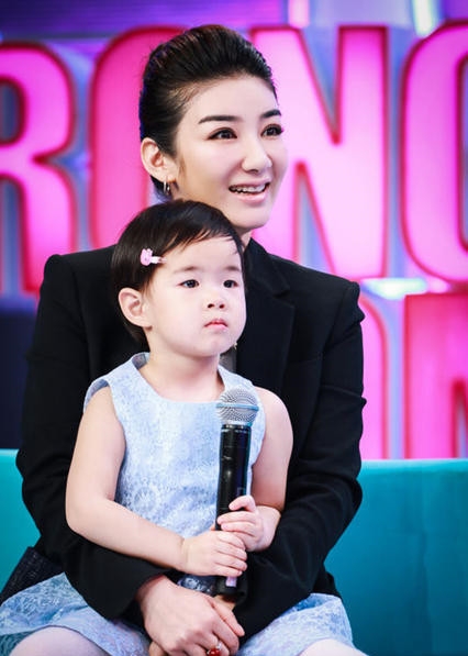 黄奕回应婚姻失败原因：一切都是命