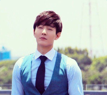 我的奇妙男友洪世光饰演者李昕亮个人资料