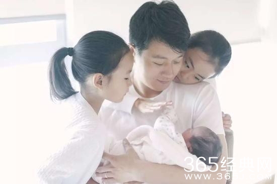 佟大为关悦第三胎得子 两女相伴画面温馨