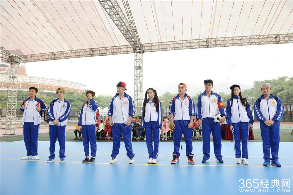 《奔跑吧兄弟》校园特辑 跑男团集体重返17岁