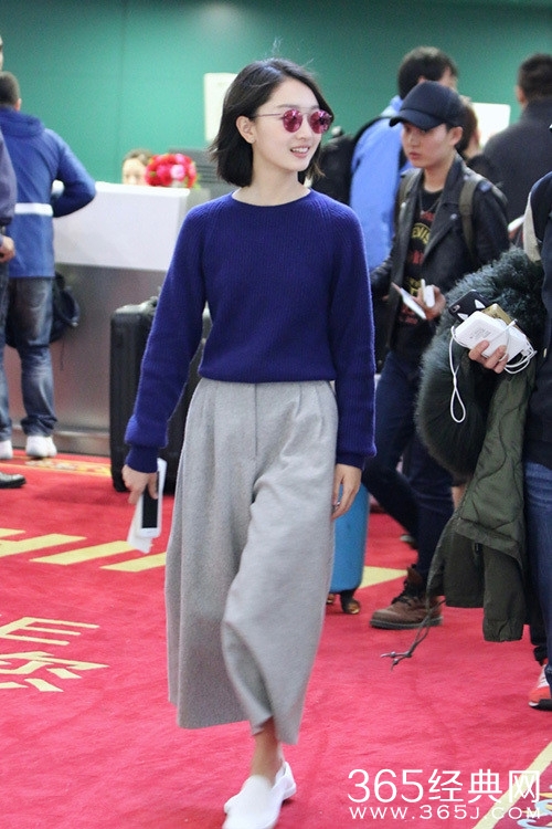 两位“谋女郎”邂逅！周冬雨张慧雯寒暄热聊