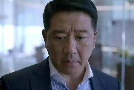 欢乐颂魏国强为什么只找安迪不理小明 和安迪几集相认