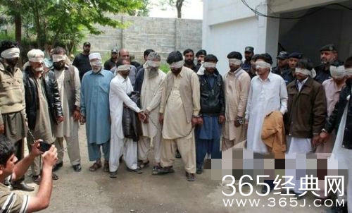 巴基斯坦女子助闺蜜私奔遭“荣誉处决”